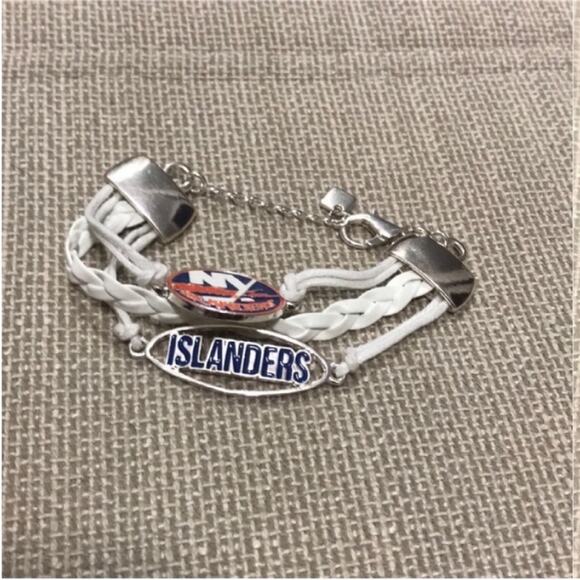 NHL New York Islanders White Braided Bracelet - Picture 4 of 7